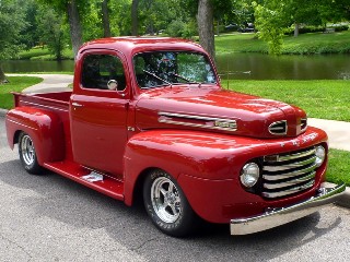 1948 Ford F1 Pickup right front