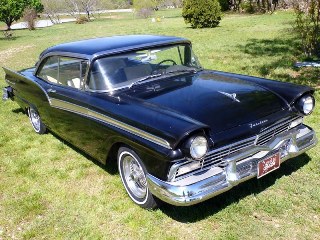 Right front 1957 Ford Fairlane 500